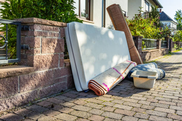 Best Mattress Removal Service  in Bayou Gauche, LA